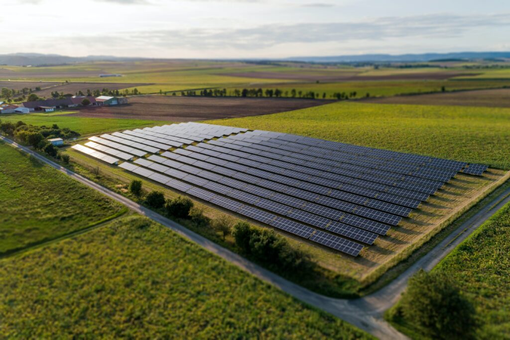 raphael cruz IwY 27ceRCA unsplash 1024x682 - ☀️ Photovoltaik / Solar für Klosterneuburg & Umgebung